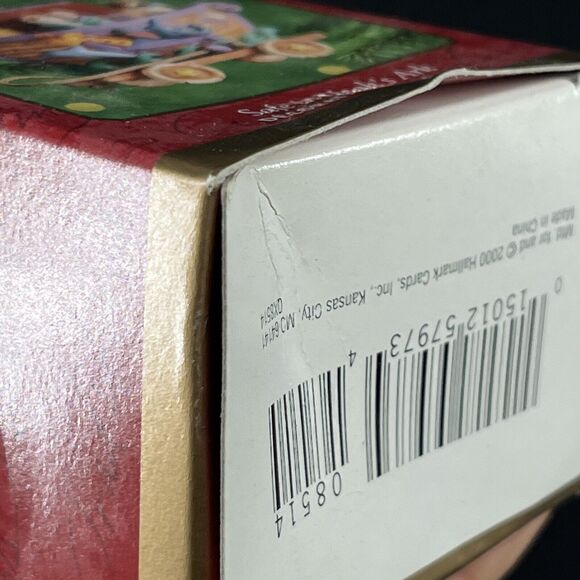 Hallmark Keepsake Vintage Safe In Noah's Ark 2000 Pull Toy Christmas Ornament - Picture 8 of 16